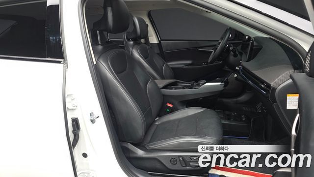 Kia EV6 2025 — photo 17