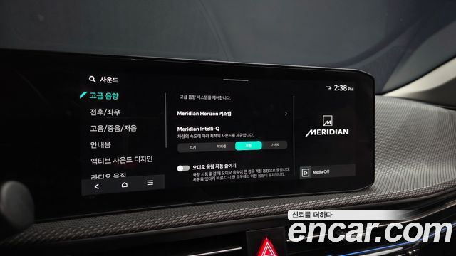 Kia EV6 2025 — photo 34