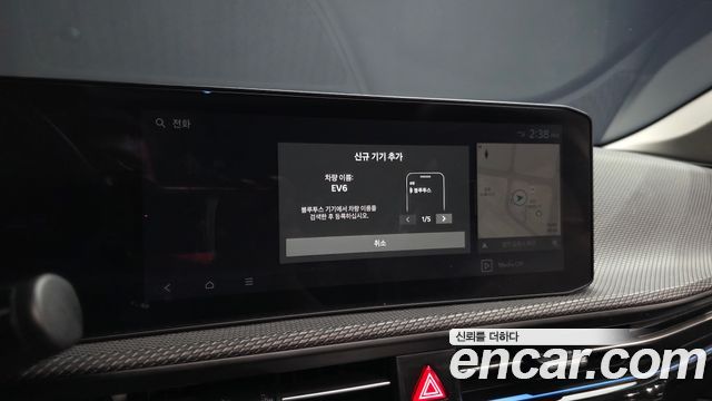 Kia EV6 2025 — photo 35