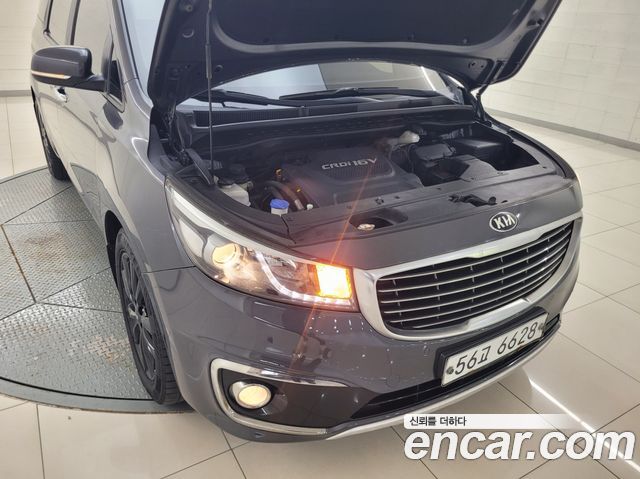 Kia Canival 2015 — photo 6