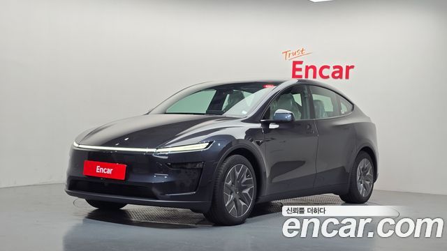 Tesla Model Y 2026 — photo 1