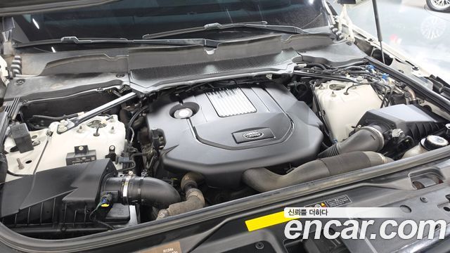 Land Rover Discovery 2019 — photo 6