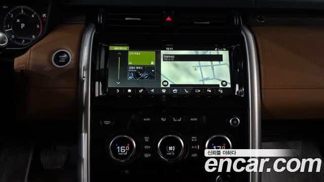 Land Rover Discovery 2019 — photo 21