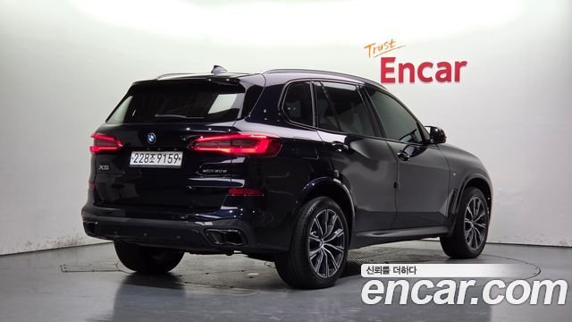 BMW X5 2020 — photo 2