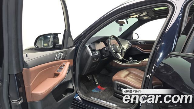 BMW X5 2020 — photo 10