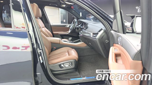 BMW X5 2020 — photo 11
