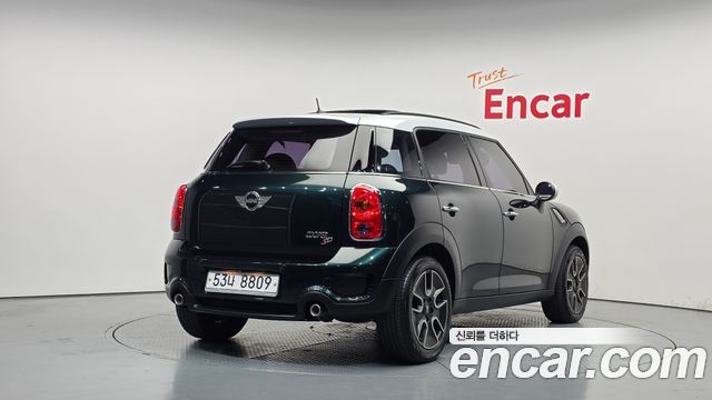Mini Countryman 2012 — photo 2