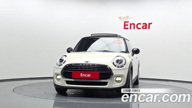 Mini Cooper 2018 — photo 3