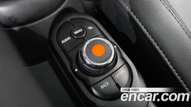 Mini Cooper 2018 — photo 23