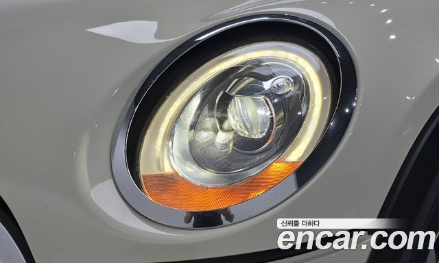 Mini Cooper 2018 — photo 8