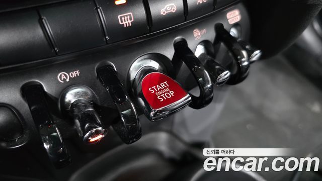 Mini Cooper 2018 — photo 27