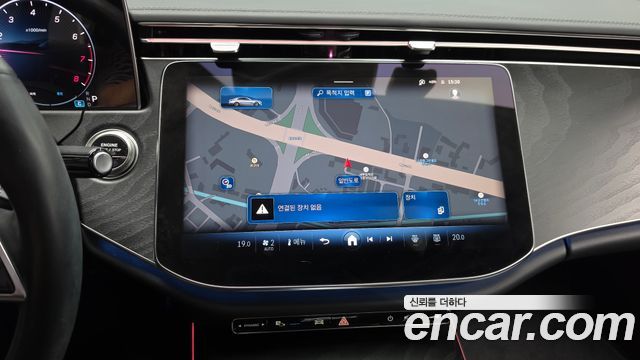 Mercedes-Benz E-Class 2025 — photo 19