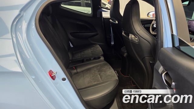 Hyundai Veloster 2021 — photo 17