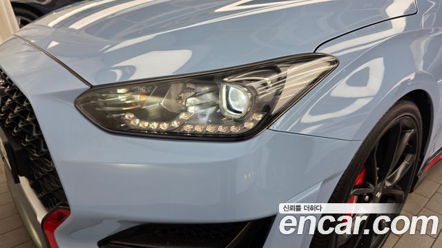 Hyundai Veloster 2021 — photo 8