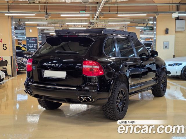 Porsche Cayenne 2008 — photo 2