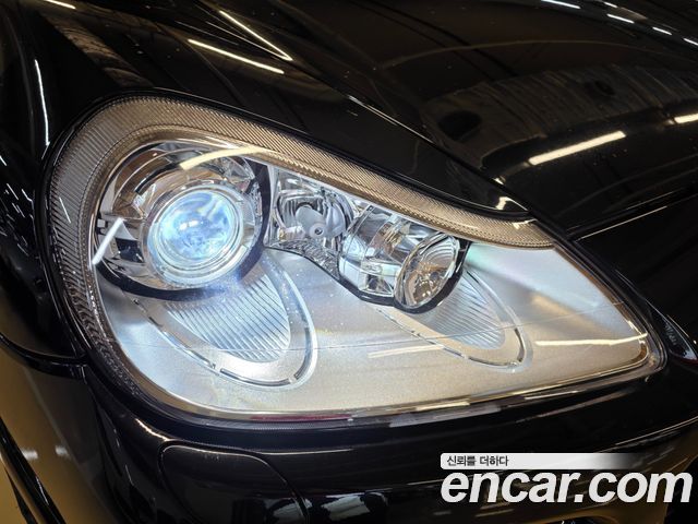 Porsche Cayenne 2008 — photo 14