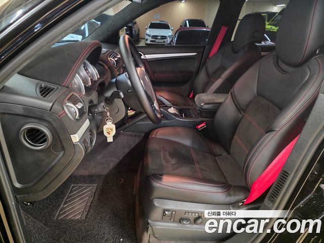 Porsche Cayenne 2008 — photo 17