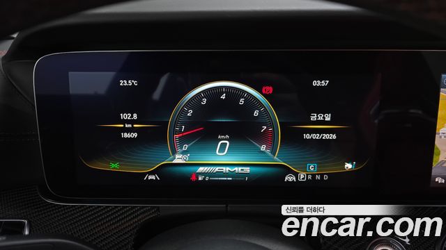 Mercedes-Benz AMG GT 2020 — photo 11