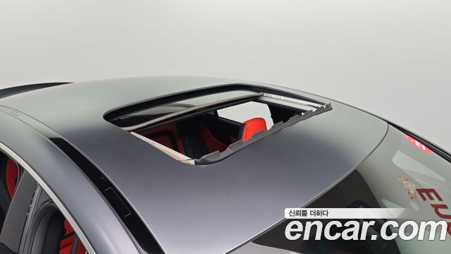 Mercedes-Benz AMG GT 2020 — photo 28