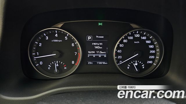 Hyundai AVANTE 2016 — photo 11