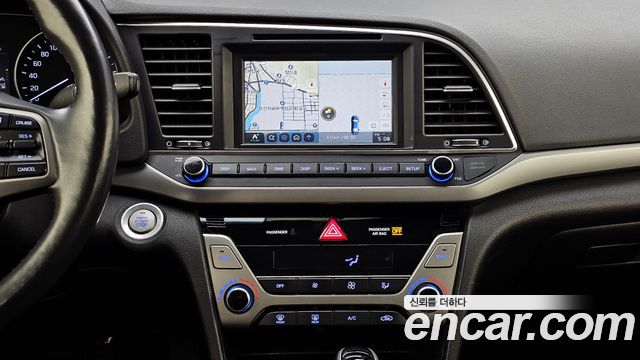 Hyundai AVANTE 2016 — photo 20