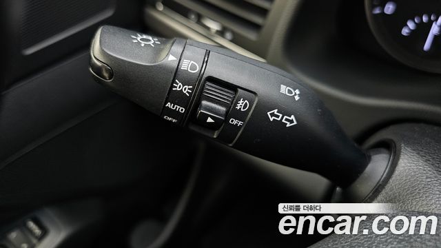Hyundai AVANTE 2016 — photo 30