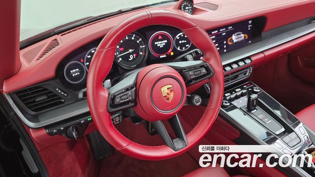 Porsche 911 2023 — photo 19