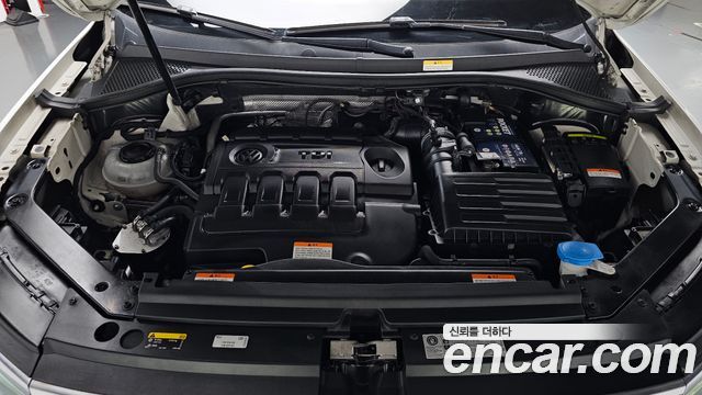 Volkswagen Tiguan 2018 — photo 6