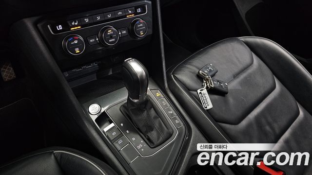 Volkswagen Tiguan 2018 — photo 9