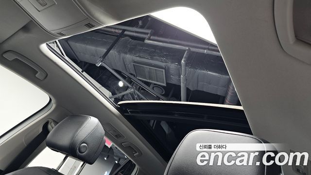 Volkswagen Tiguan 2018 — photo 18