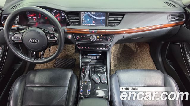 Kia K7 2016 — photo 10