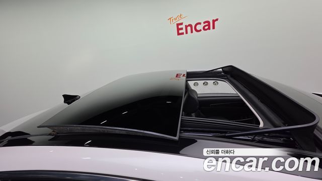 Kia K7 2016 — photo 17
