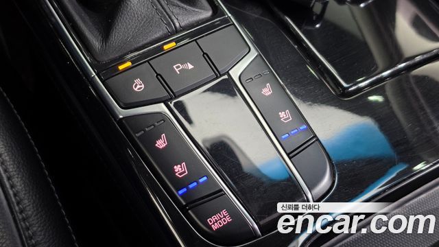 Kia K7 2016 — photo 25