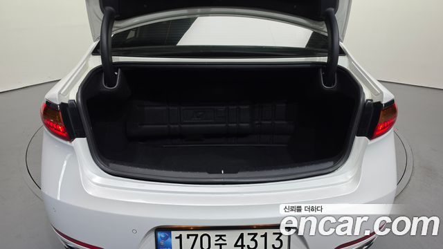 Kia K7 2016 — photo 31