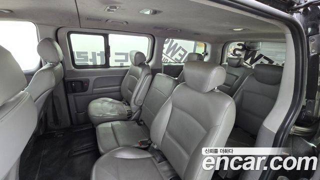 Hyundai Starex 2012 — photo 20