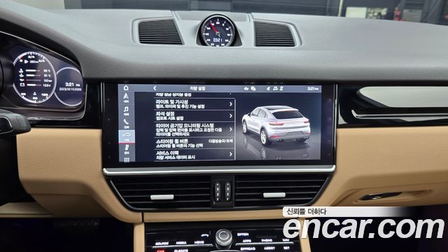 Porsche Cayenne 2020 — photo 14