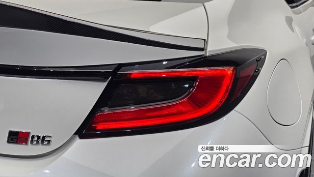 Toyota 86 2022 — photo 9