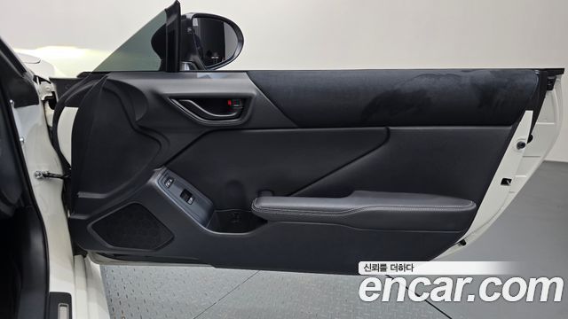 Toyota 86 2022 — photo 15
