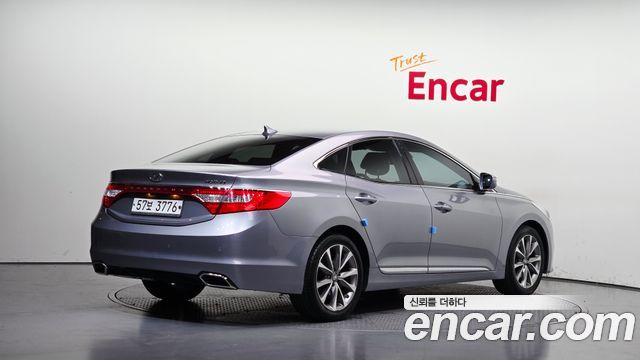 Hyundai Grandeur 2015 — photo 2