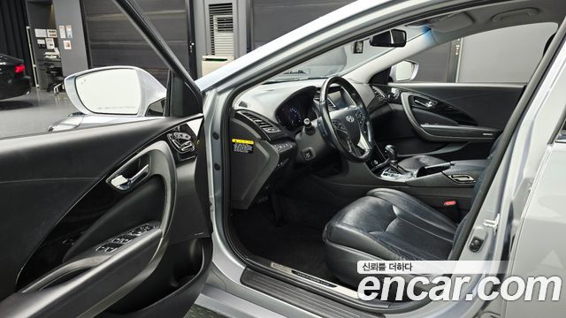 Hyundai Grandeur 2015 — photo 13