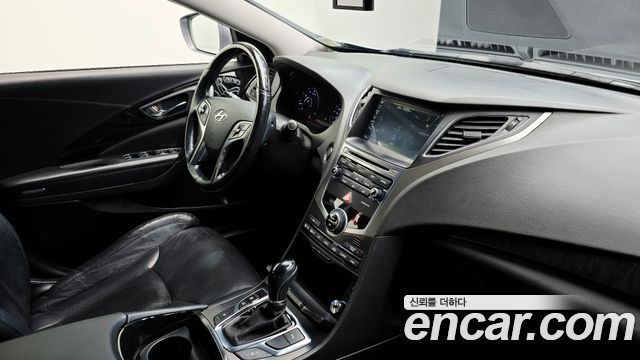 Hyundai Grandeur 2015 — photo 24