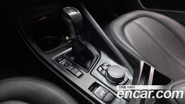 BMW X1 2016 — photo 9