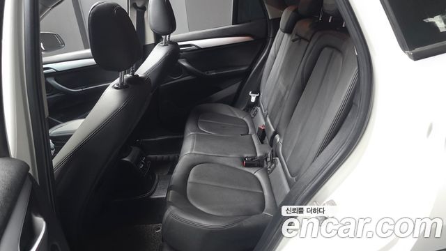 BMW X1 2016 — photo 11