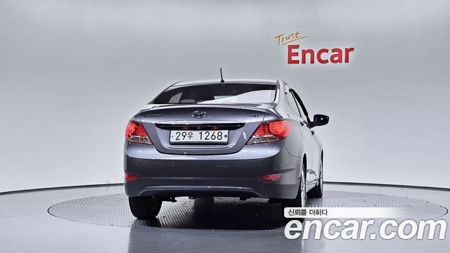 Hyundai Accent 2014 — photo 4