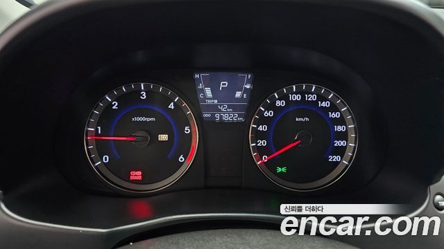 Hyundai Accent 2014 — photo 11