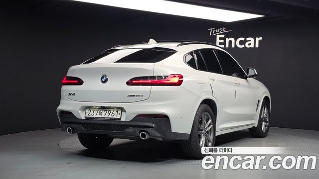 BMW X4 2020 — photo 2