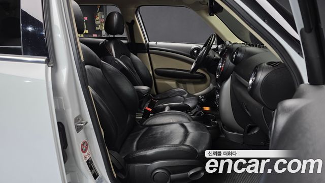 Mini Countryman 2016 — photo 11