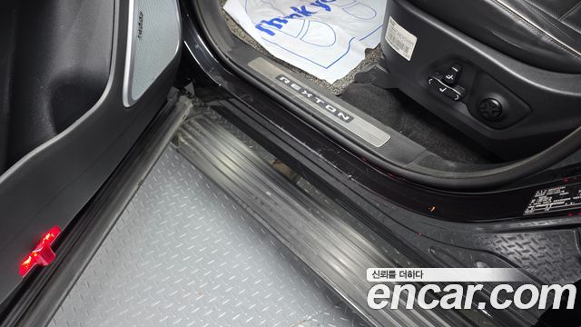KG Mobility Rexton 2021 — photo 30