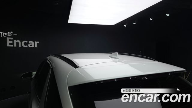 Genesis GV70 2022 — photo 42