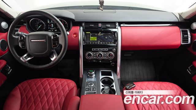 Land Rover Discovery 2019 — photo 10